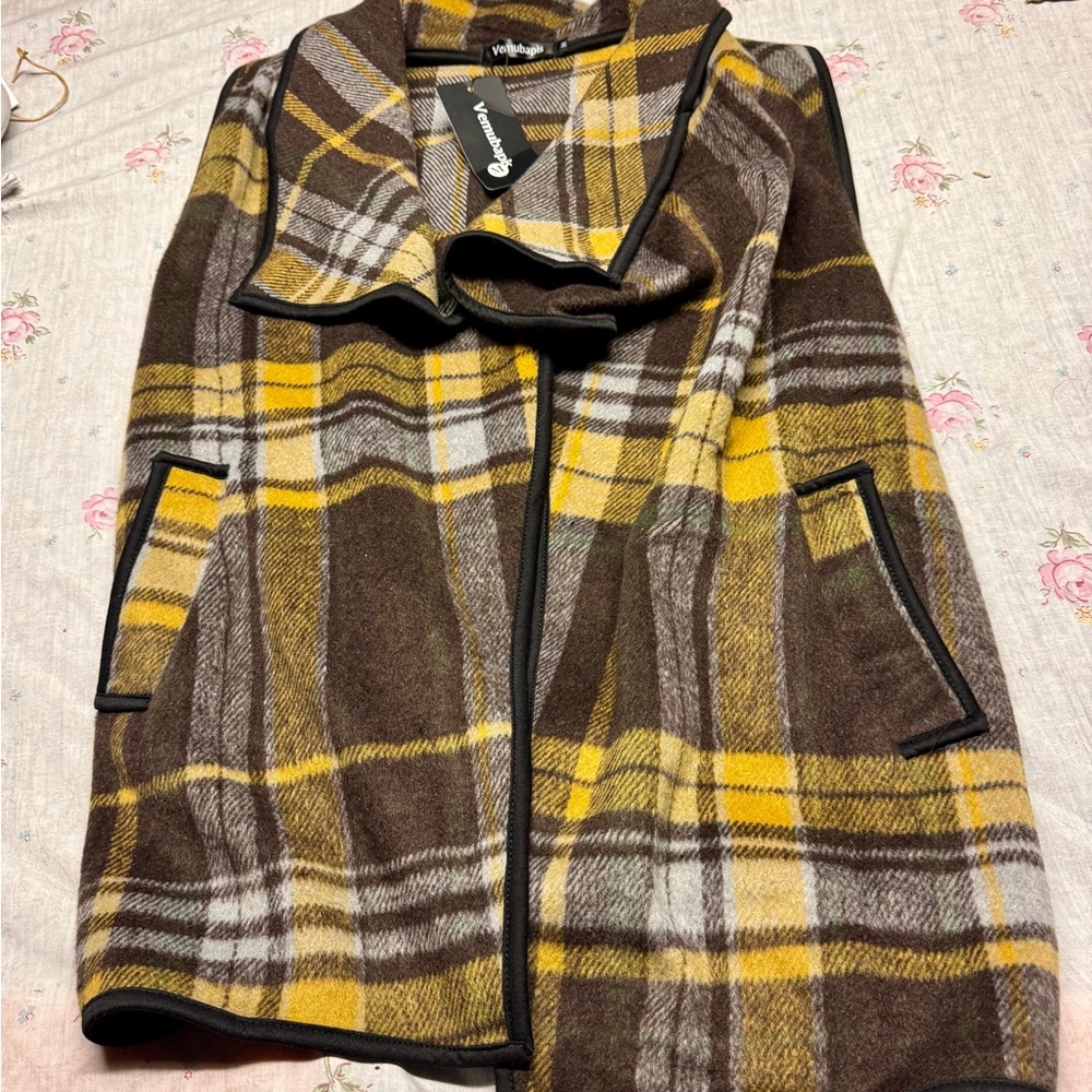 Open Vest in Brown and Yellow Plaid